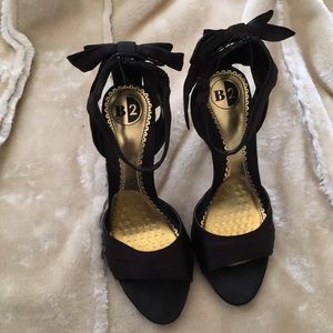 Satin Bow Black Heeled Sandals